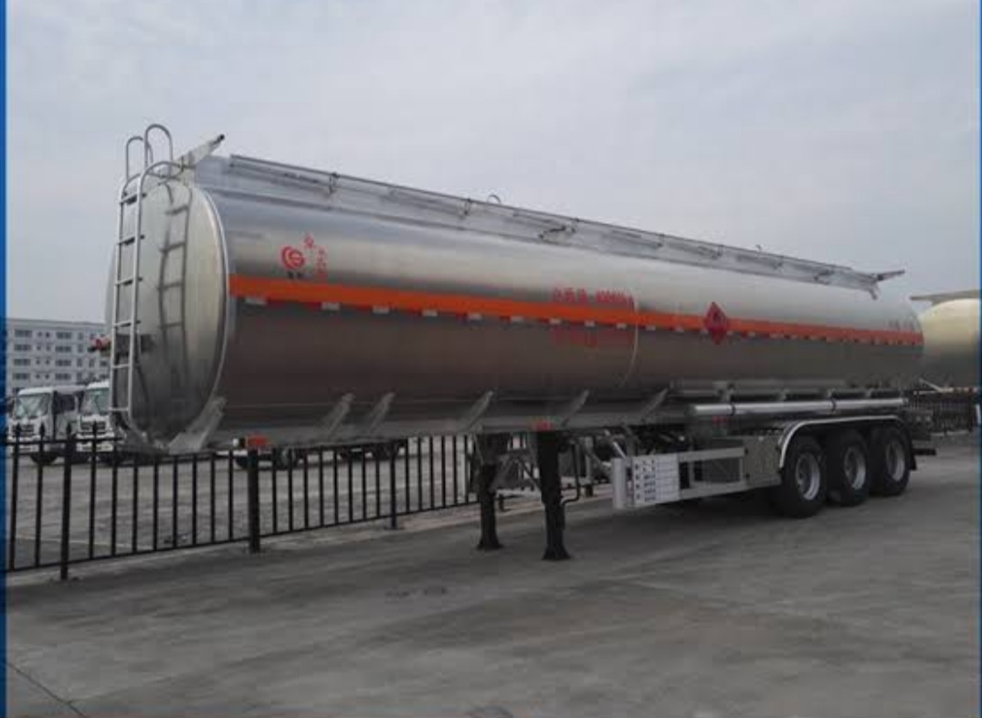 Stainless Steel Tanker